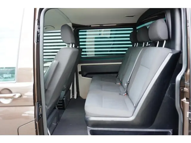 Volkswagen Transporter 204pk Euro6 Automaat L2H1 2x Schuifdeur Dubbele cabine Highline 70 Edition LE...
