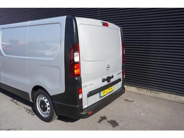 Opel Vivaro 1.6 CDTI L1H1 Edition Achterklep Werkplaats inrichting Airco Cruise control Camera Navig...