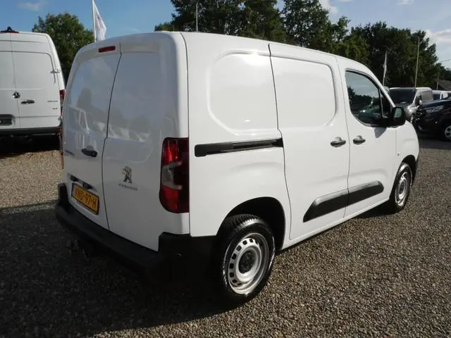 Peugeot Partner 1.5 BlueHDI 75PK 3-zits Airco Cruise Trekhaak