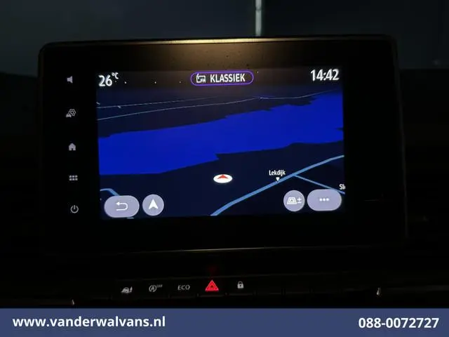 Renault Trafic 2.0 Blue dCi 131pk L1H1 Euro6 Airco | Imperiaal | Navigatie | Camera | LED | Cruiseco...