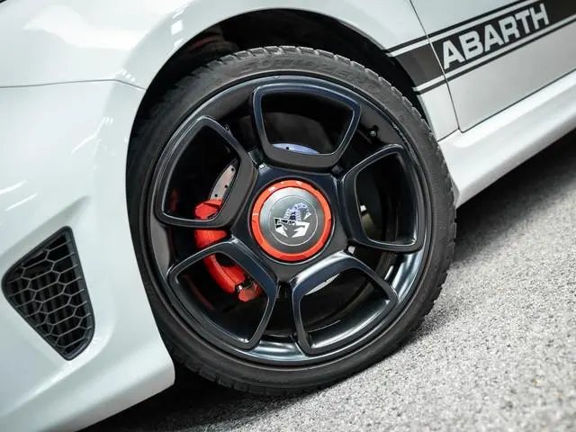 Fiat 500 1.4 T-Jet Abarth 595 Pista | Record Monza uitlaatsysteem | Carplay | Carbon |