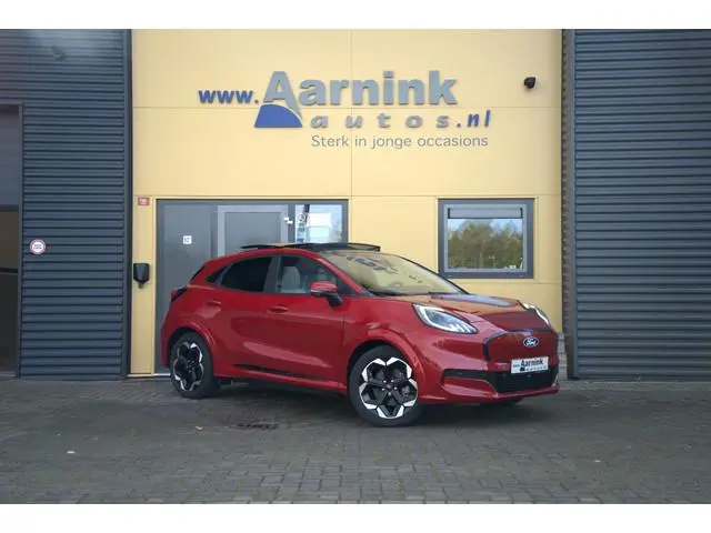 Ford Puma Gen-E 43 kWh Premium panoramadak, lederen bekleding, winterpack, 360 graden camera, matrix...