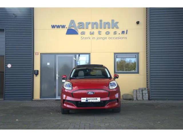 Ford Puma Gen-E 43 kWh Premium panoramadak, lederen bekleding, winterpack, 360 graden camera, matrix...