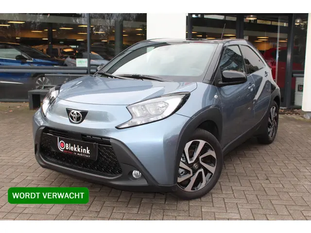 Toyota Aygo X 1.0 VVT-i MT Play