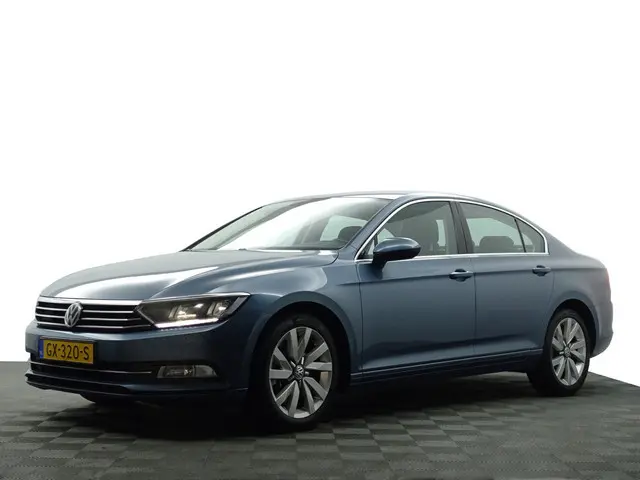 Volkswagen Passat 1.4 TSI Highline Aut- Xenon Led, Keyless, Ergo Comfort, Front Assist, Park Assist,...