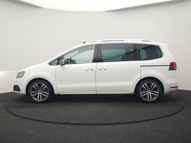 SEAT Alhambra 1.4 TSI FR  150pk DSG 7 Persoons | Trekhaak Af Fabriek | Panodak | Camera | Keyless |...