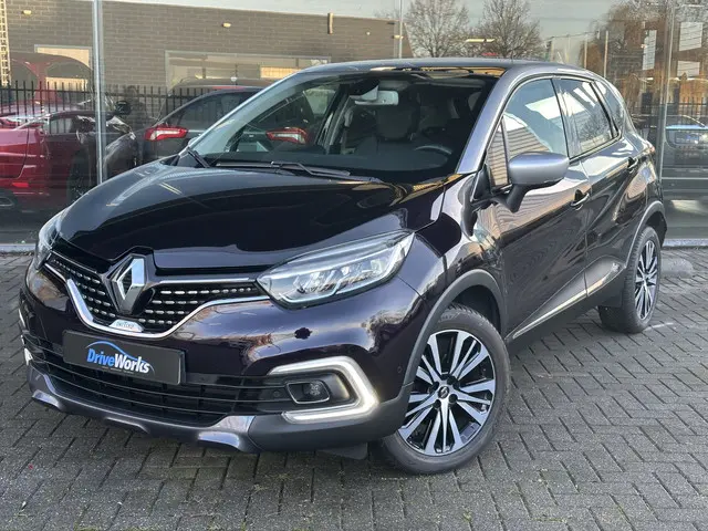 Renault Captur 1.2 TCe Initiale Paris | Pano | Xenon | Camera | Dode hoek | Interesse, Proefrit? Bel...
