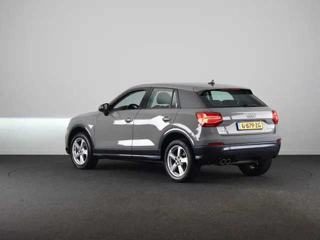 Audi Q2 35 TFSI epic 150 pk S-tronic | Navigatie | Parkeersensoren achter | Autom. airco | LED kopla...