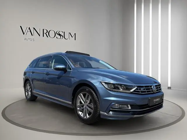 Volkswagen Passat Variant 1.4 TSI ACT Connected Series Plus | R-Line | Massage | Pano | Stoelverw |...