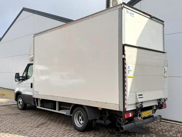 Iveco Daily 35C16 3.0 160PK Laadklep Zijdeur Camera Climate Control Bluetooth Bakwagen Meubelbak Kof...