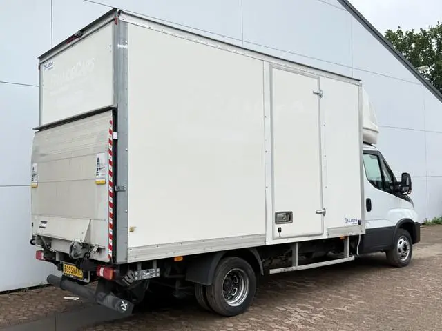 Iveco Daily 35C16 3.0 160PK Laadklep Zijdeur Camera Climate Control Bluetooth Bakwagen Meubelbak Kof...