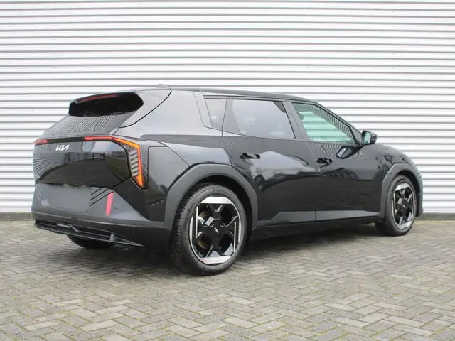 Kia EV4