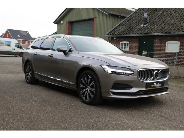 Volvo V90 2.0 T8 AWD Inscription LEER NAVI LED STOELKOELING 86000KM!!!