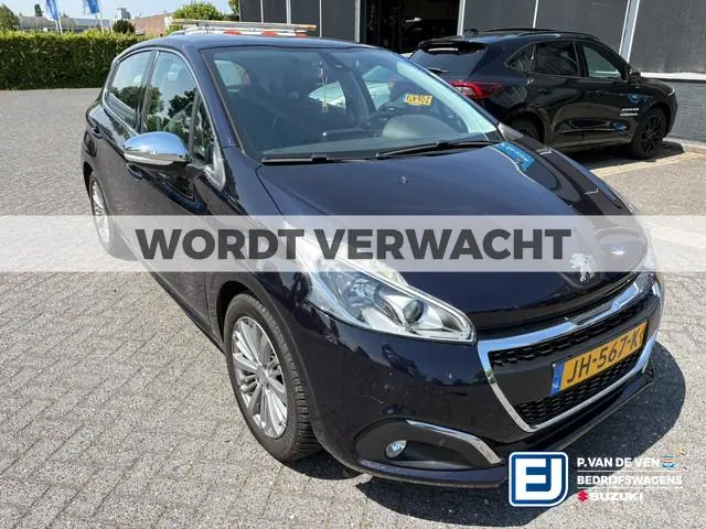 Peugeot 208 1.2 PureTech Allure 110pk/82kW Automaat | Leder  | Camera | Navi | Carplay / Android | S...