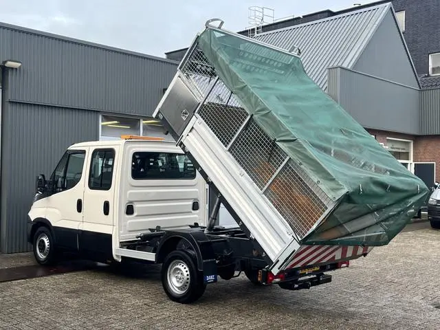 Iveco Daily 35S11D 3 zijden kipper Airco Telefoonverbinding Gereedschapskist Stuuwielbediening Open...