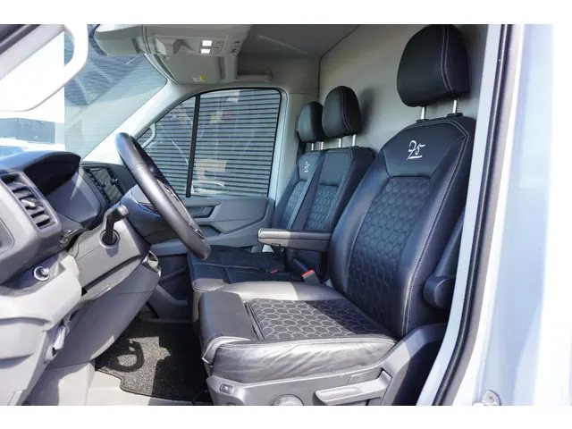 Volkswagen Crafter 177pk Automaat L3H3/L2H2 75 Edition Leder Apple carplay Camera Navigatie Trekhaak...