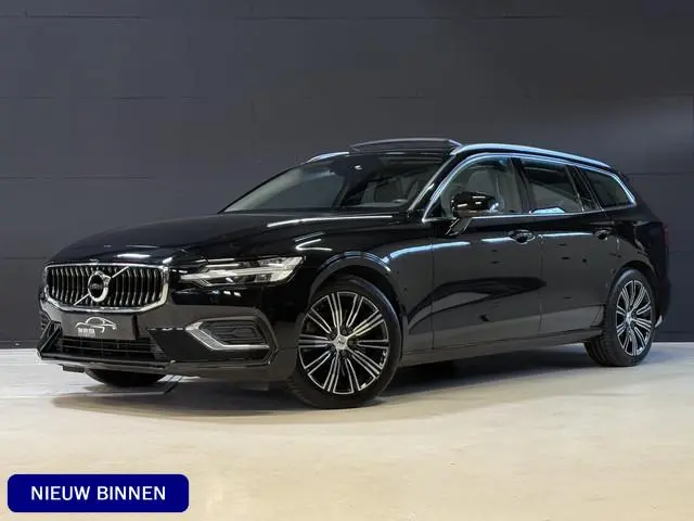 Volvo V60 2.0 T5 Inscription | Panoramadak | Apple Carplay | Leder | Stoelverwarming