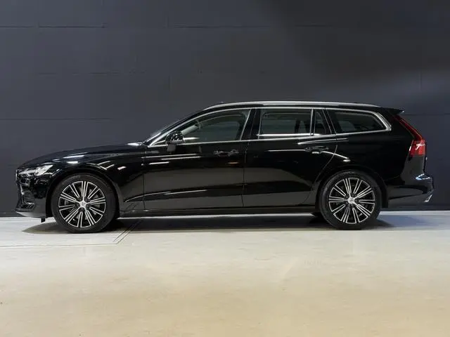 Volvo V60 2.0 T5 Inscription | Panoramadak | Apple Carplay | Leder | Stoelverwarming