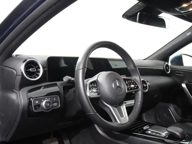Mercedes-Benz A-klasse 200 163pk DCT Progressive Navigatie Parkeersensoren Camera Cruise Control Sto...