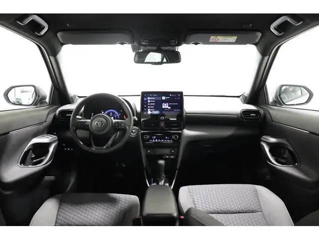 Toyota Yaris Cross 1.5 Hybrid 115 Dynamic, Comfort Pack, Direct leverbaar met €2.000,- demovoordeel