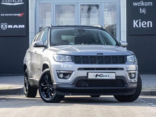 Jeep Compass 1.4 MultiAir Executive  | Leder | Groor navi | Blackline |