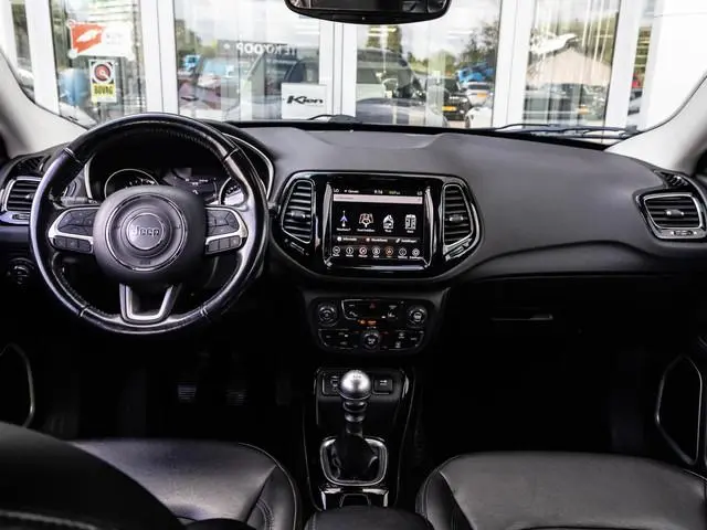 Jeep Compass 1.4 MultiAir Executive  | Leder | Groor navi | Blackline |