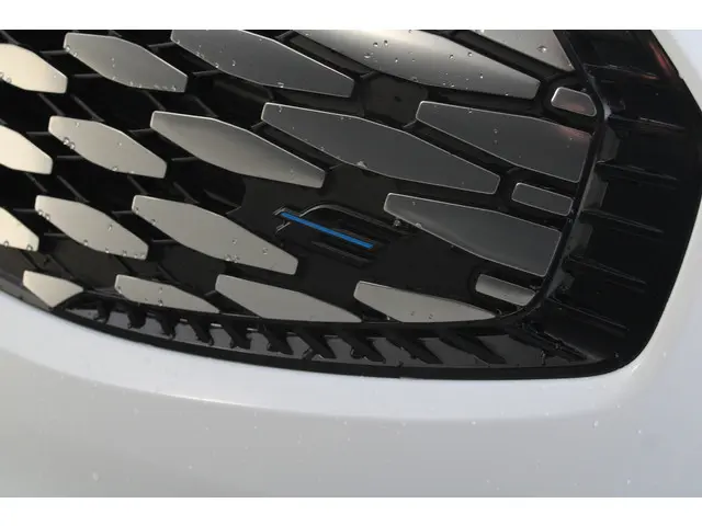 Ford E-Transit Custom