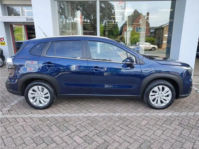 Suzuki S-Cross