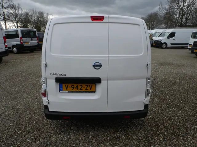 Nissan e-NV200