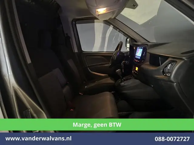 Fiat Doblò Cargo 1.6 MJ 120pk **MARGE, geen BTW** L2H1 Euro6 Airco | 3-Zits | Camera | Trekhaak | Cr...