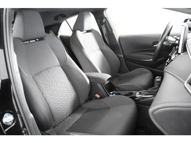 Toyota Corolla 1.8 Hybrid *1ste eigenaar*Navigatie*Park Assist*