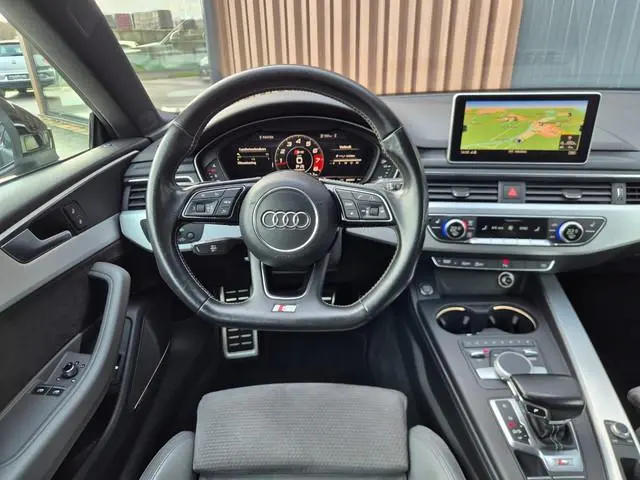 Audi S5