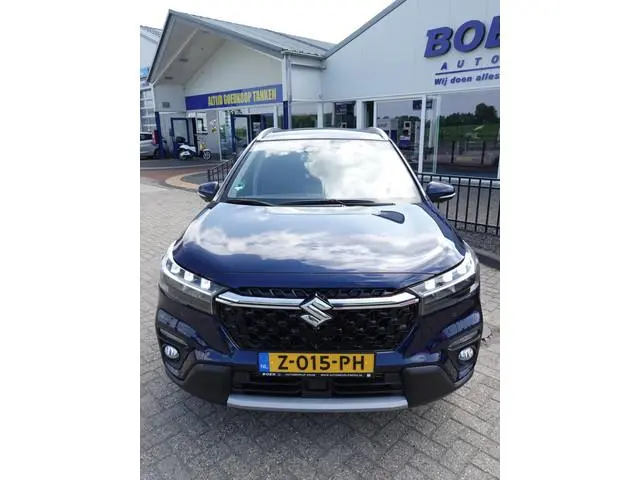 Suzuki S-Cross