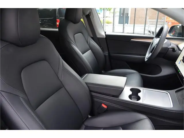 Tesla Model Y RWD 58 kWh AutoPilot3.0 Ryzen