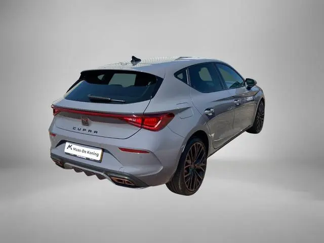CUPRA Leon 1.4e-Hybrid 180kW/245PK VZ · Navigatie · Leder/Stof · Stoel- & stuurverwarming