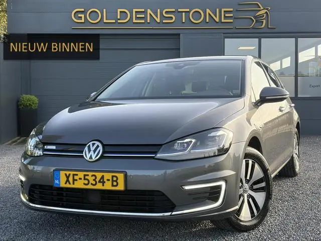 Volkswagen e-Golf e-Golf ✓SOH 90.2%✓1e Eigenaar✓Dealer Onderhouden✓Warmtepomp✓Camera✓Carplay✓Navi✓Vi...