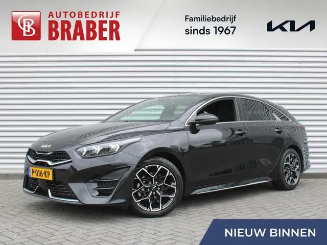 Kia ProCeed 1.5 T-GDi GT-Line | Trekhaak | Schuifdak | Stuur-/stoelverwarming | Camera | Dodehoek de...