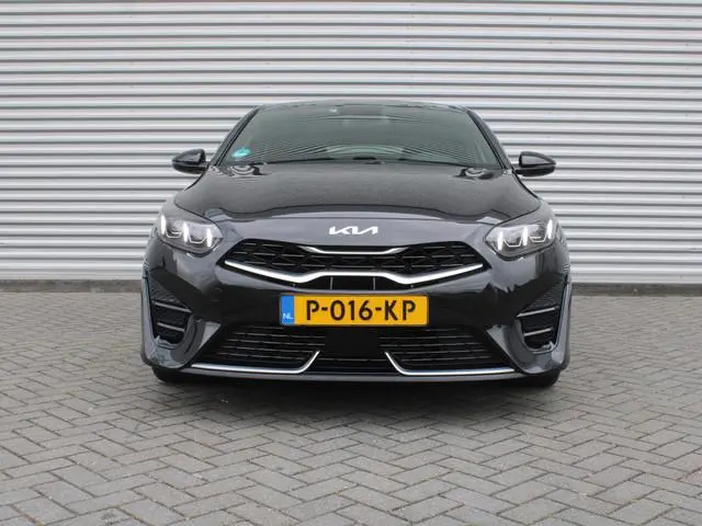 Kia ProCeed 1.5 T-GDi GT-Line | Trekhaak | Schuifdak | Stuur-/stoelverwarming | Camera | Dodehoek de...