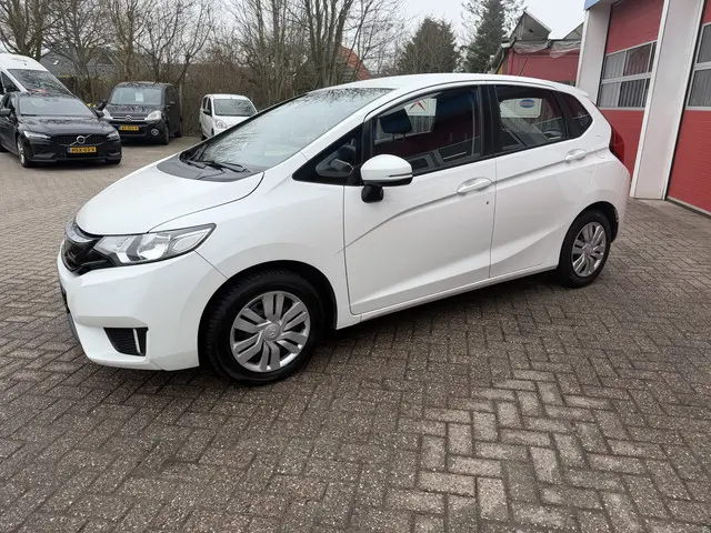 Honda Jazz 1.3 i-VTEC 102 PK |  Trend | Airco | Multimedia scherm |