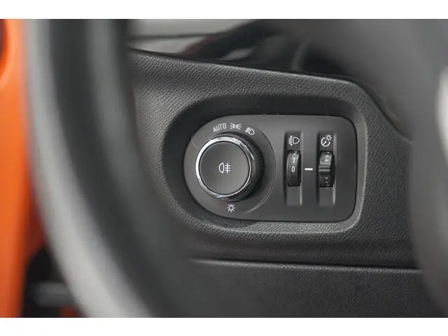 Opel Corsa 1.2 Edition | Parkeersensoren | Apple Carplay | Edition+ Pakket