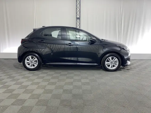 Mazda 2 Hybrid