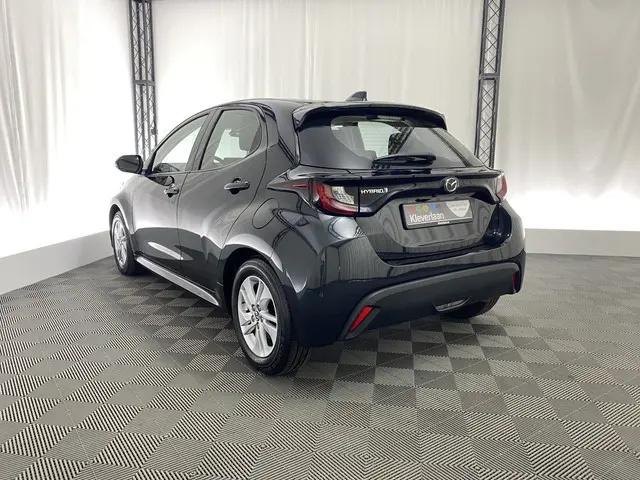 Mazda 2 Hybrid