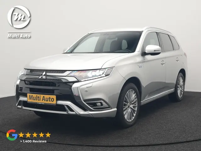 Mitsubishi Outlander 2.4 Intense+ Plug In Hybrid 225pk Dealer O.H PHEV | Trekhaak Af Fabriek | 360 Camera | Lederen Sportstoelen Verwarmd | Apple Carplay | Blis | Cruise Control | Navigatie | Keyless | DAB | 18" L.M |