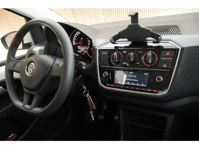 Volkswagen Up! 1.0 60pk BMT move up! Airco DAB
