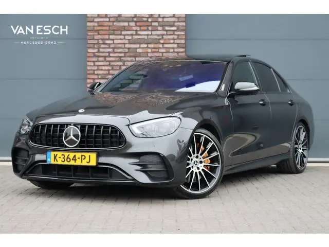 Mercedes-Benz E-klasse 450 4MATIC Premium+ AMG Line | Luchtvering | Distronic+ | Burmester | Soft-Cl...