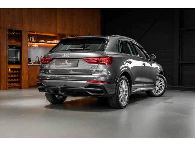 Audi Q3 35 TFSI S Line Pro Trekhaak | Dodehoek Detectie