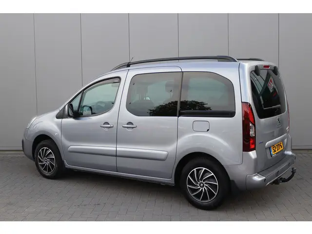 Peugeot Partner Tepee 1.2 PureT. 110PK Allure Trekhaak/Navigatie/Camera/Parkeerhulp