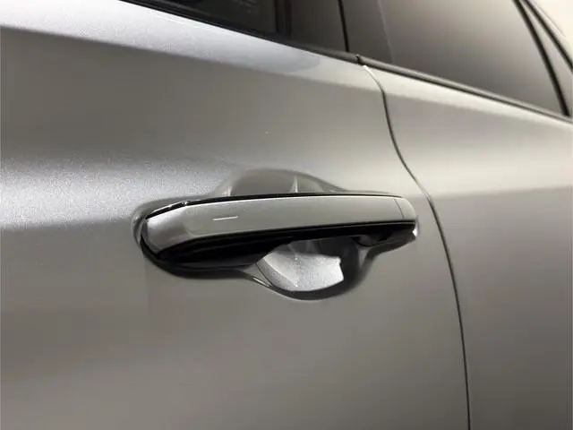 Lexus RZ