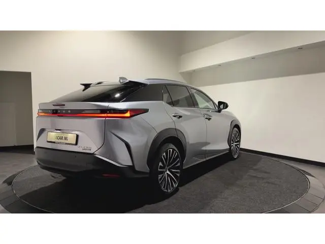 Lexus RZ 450e Executive Line 71 kWh | Leder interieur | Stoelen verwarmd & gekoeld | Keyless | Soh (...
