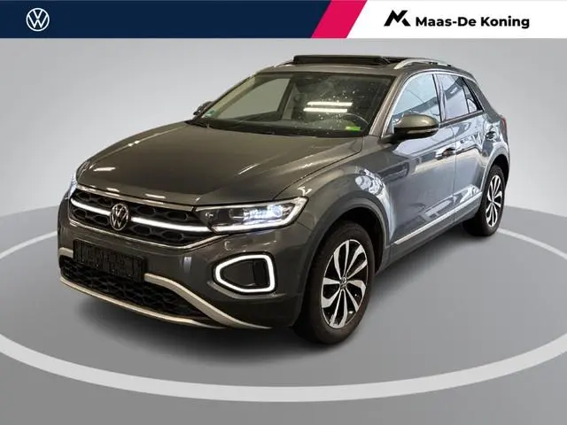 Volkswagen T-Roc 1.5 TSI 150pk DSG Style · Panoramadak · Camera · Apple/Android Car Play · Dodehoeks...